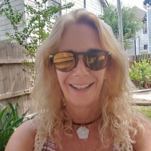 Meet your Posher, Kim